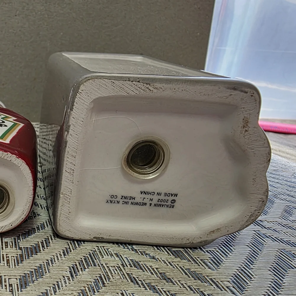 Heinz Ketchup And Napkin Salt Pepper Shaker Set #137
